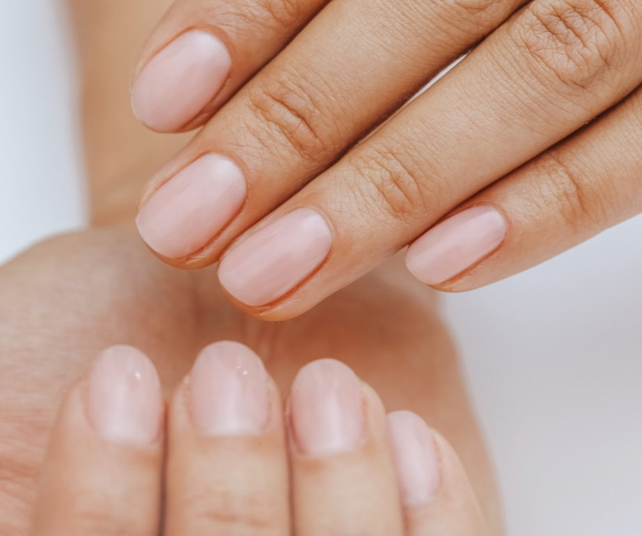 Nails: Gel manicure training course